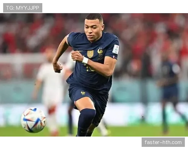 姆巴佩凭借青春优势闪耀赛场,展现卓越竞技实力 姆巴佩凭借青春优势闪耀赛场,展现卓越竞技实力