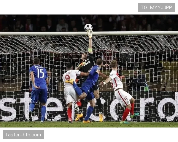 传奇后卫马尔蒂尼青春岁月铸就AC米兰不朽丰碑 传奇后卫马尔蒂尼青春岁月铸就AC米兰不朽丰碑